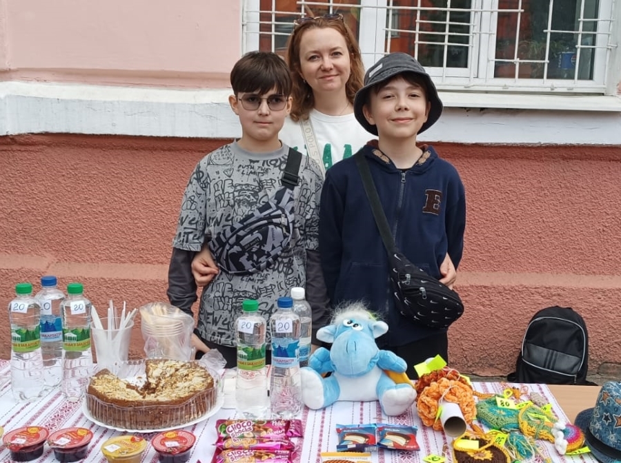 UBMDR - Від Ліцею №8 Оболонського району м. Києва — 10 000 грн.